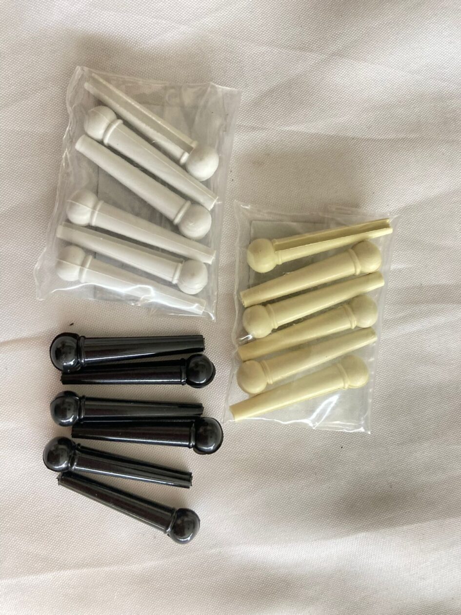 Juego Pin Plástico para puente de guitarra